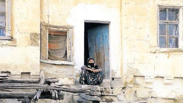 Bu köye mezar yetişmiyor! Kanserle baş başa kaldılar - Resim: 2