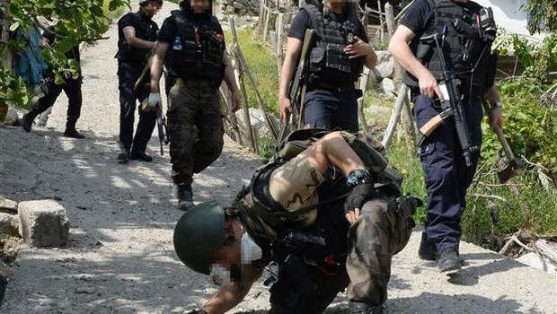 Şırnak'ta PKK'lılar şehre bakın nasıl sızmış! - Resim: 1