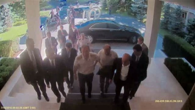 Başbakanlık'ta o gece! Bu görüntüler ilk kez yayınlandı - Resim: 1