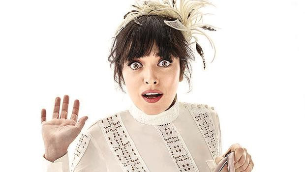 Ezgi Mola takipçisine fena ayar verdi! - Resim: 4