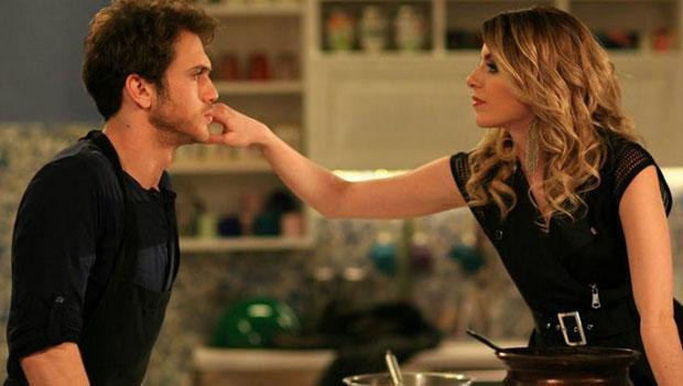 Öpüşme sahnesi kızdırdı sevgilisini terk etti - Resim: 3