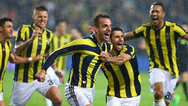 Fenerbahçe'de flaş karar! 5 isimle yollar ayrılıyor - Resim: 4