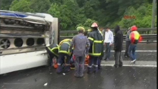 TEM'de feci kaza - Resim: 3