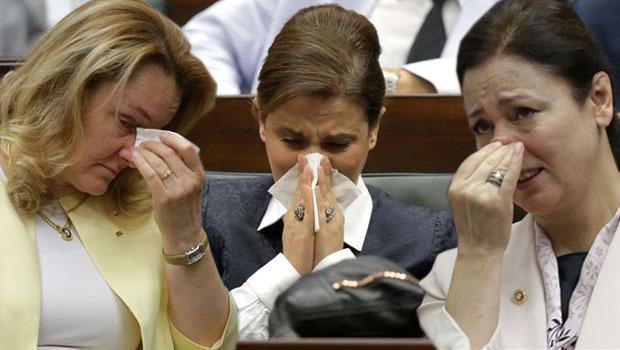 Erdoğan'ın konuşması partilileri ağlattı - Resim: 1