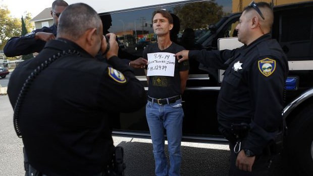 Fuhuş yapan erkekler sosyal medyada - Resim: 2