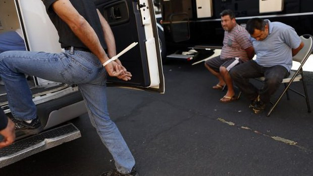 Fuhuş yapan erkekler sosyal medyada - Resim: 4