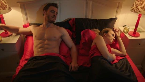 Şeref Meselesi'ndeki hayat kadını tanıdık çıktı - Resim: 1