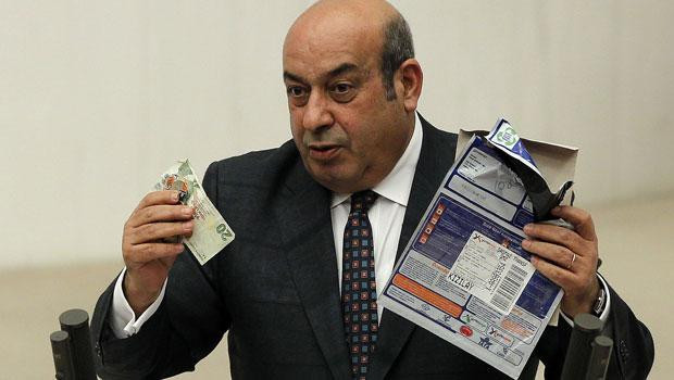 Kargo ile emekli zammını gönderdi - Resim: 1