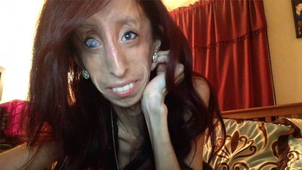 Dünyanın en çirkin kadını seçildi - Resim: 1