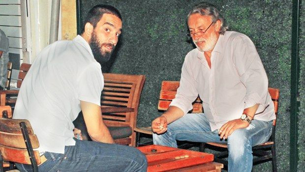 Demet Akbağ'ın kaza geçiren eşi Zafer Çika kimdir? Sağlık durumu nasıl? - Resim: 4