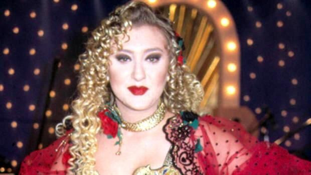 Şarkıcı Güllü yeni imajıyla şaşırttı 'Öldü' haberlerine de isyanı bastı - Resim: 1