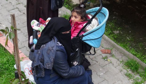 Şanlıurfa'da izdiham! Suriyeliler söylentisi ortalığı karıştırdı - Resim: 0