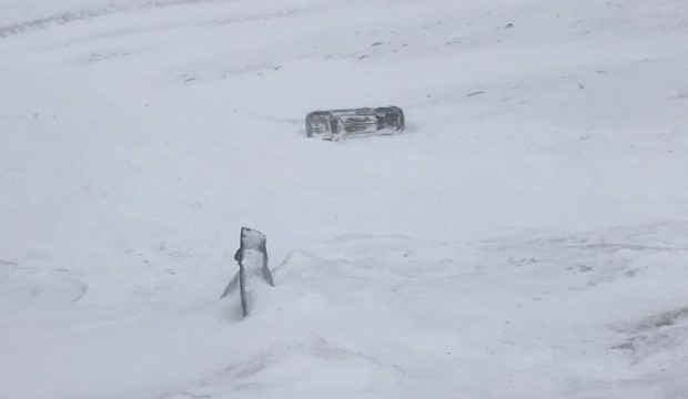Van-Hakkari karayoluna çığ düştü: Mahsur kalan araçlar var - Resim: 0