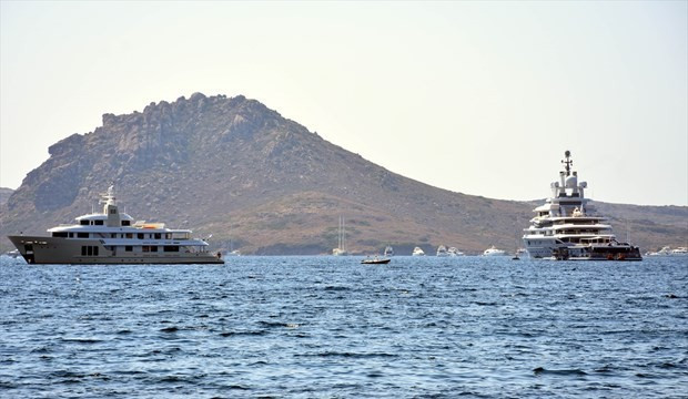 Yüzen saray Bodrum'a demir attı - Resim: 2