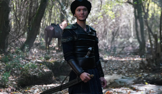 Diriliş Ertuğrul'da Gündüz'ü  oynayan Arif Diren kimdir? - Resim: 1