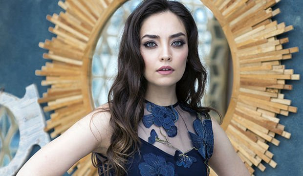 Önce inkar ettiler sonra el ele aşklarını ilan ettiler - Resim: 4