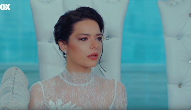 Yasak Elma'nın Zehra'sı Şafak Pekdemir'e bir de böyle bakın! - Resim: 3