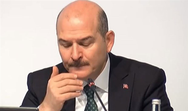 Süleyman Soylu'nun canlı yayında burnu kanadı ilk müdahaleyi Kızılayı Başkanı yaptı - Resim: 0