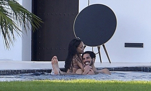 Rihanna'nın Suudi milyarder sevgilisi evli mi? Bu dedikodu gündemi sarstı - Resim: 4