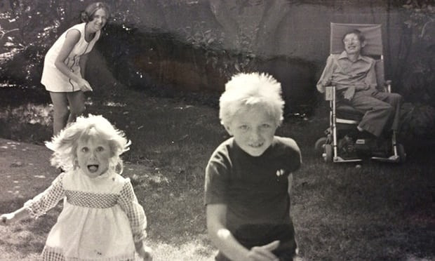 Stephen Hawking'in ilginç yaşamı yıllar sonra Allah var demişti - Resim: 2