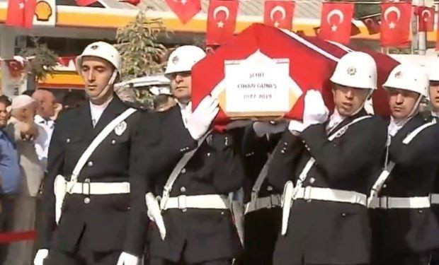 Sivil şehitlere veda! Anne kucağından tabuta kısa bir yaşam - Resim: 0