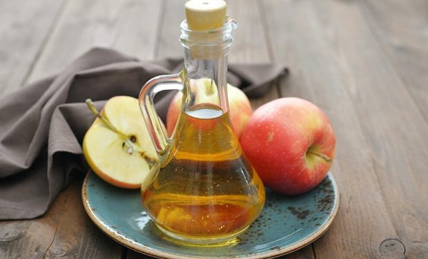 Saçlara, cilt sorunlarına, kilo vermeye... Sayısız faydası olan ev yapımı elma sirkesi tarifi! - Resim: 1