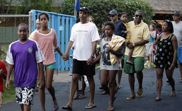 Obamalar 8 yılda tatil için para değil servet harcamış! - Resim: 1