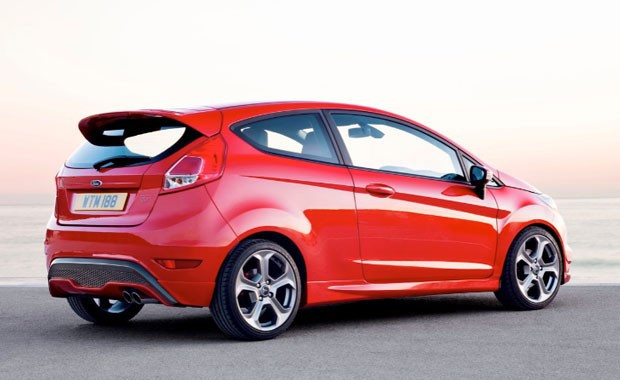 Ucuz ama gösterişli otomobiller - Resim: 3