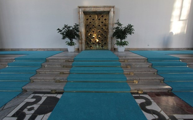 Meclis'in halıları turkuaz oldu - Resim: 3