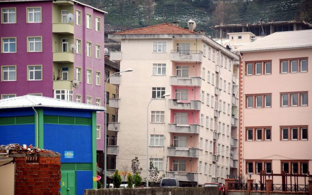 Rize'de binalar yan yattı korkutan görüntü - Resim: 2