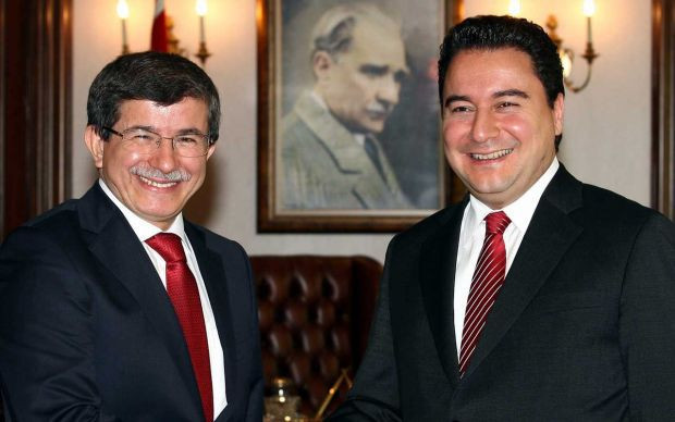 Mehmet Ali Kulat'tan Ahmet Davutoğlu ve Ali Babacan iddiası 1 Nisan şakasıydı derler - Resim: 0