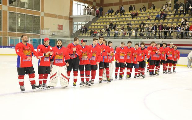 Buz hokeyi erkeklerde şampiyon Zeytinburnu Belediyesi Spor Kulübü oldu - Resim: 3