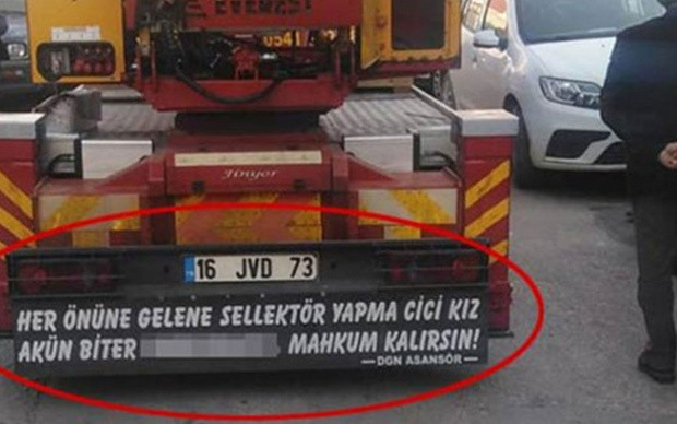 Vinç Şoförünün araca yazdırdığı yazı pahalıya patladı - Resim: 0