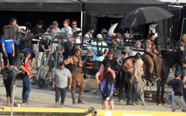 Khal Drogo geri mi dönüyor? - Resim: 1