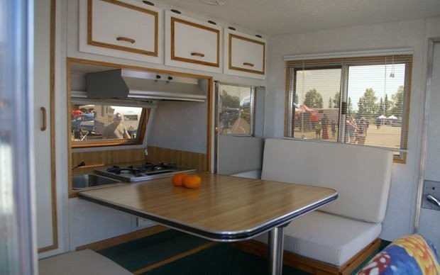 Uzay gemisi değil karavan göreni hayran bırakıyor - Resim: 4