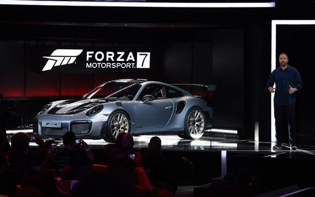 Porsche 911 GT2 RS tanıtıldı - Resim: 2