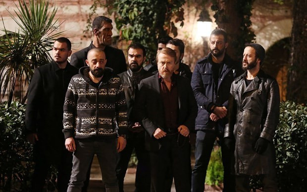 İçerde dizisindeki Alyanak kimdir? - Resim: 2