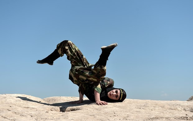 İran'ın Ninja Kadınları göz korkuttu - Resim: 2