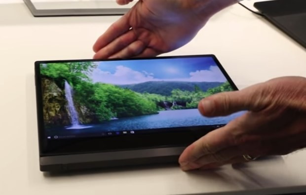 Kablosuz şarj özellikli ilk laptop - Resim: 4