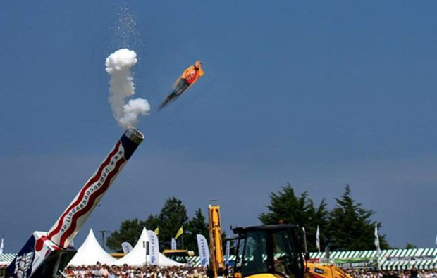 Uyuyakalan adamın photoshopla imtihanı - Resim: 4