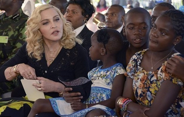 Madonna,evlat edindiği kızının adıyla hastane açtı - Resim: 2