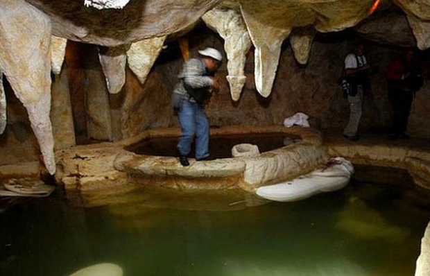 Tüm bunlar bir mafya liderinin evinden çıktı - Resim: 4