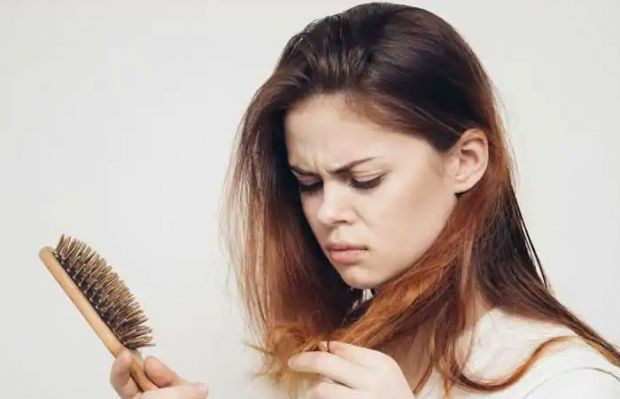 Saç dökülmesi neden olur bazı ilaçlar kel bırakıyor saç kıran da kötü - Resim: 1