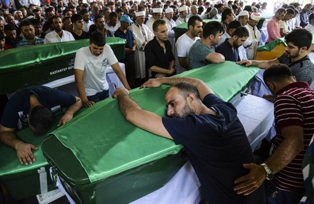 Gaziantep'teki terör saldırısına dünyadan tepkiler - Resim: 1