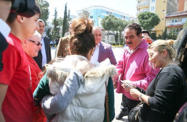 Oyunu kullanan İbrahim Tatlıses bakın ne diledi? - Resim: 1