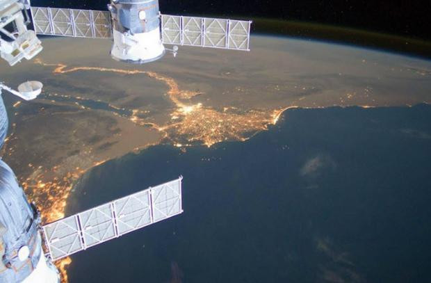 Dünyaya bir de uzaydan bakın! - Resim: 2