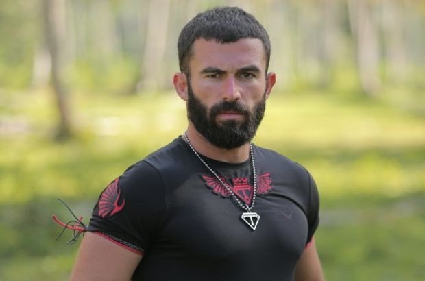 Turabi ile Ayda aşk mı yaşıyor canlı yayında gözden kaçmadı! - Resim: 0