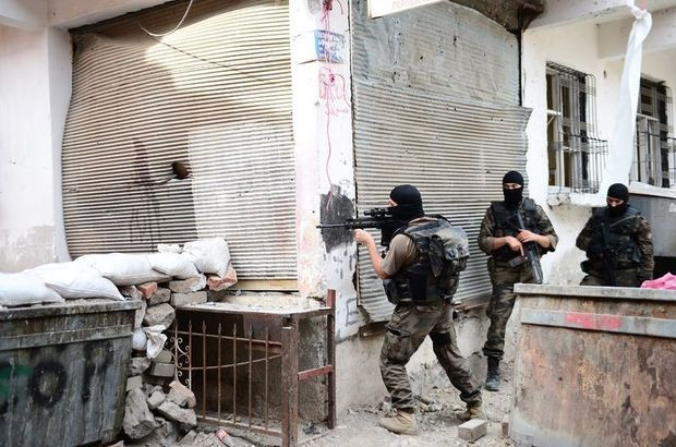 Köşeye sıkışan PKK'lılar bakın polisten ne istedi! - Resim: 4