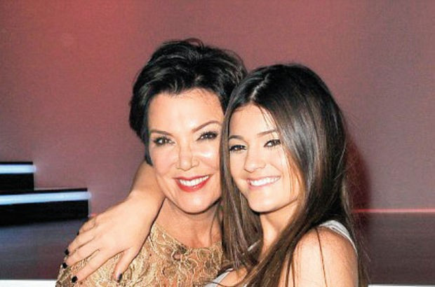 Estetik harikası çıktı Kardashian'ın eski hali olay! - Resim: 2