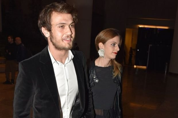 Öpüşme sahnesi kızdırdı sevgilisini terk etti - Resim: 2